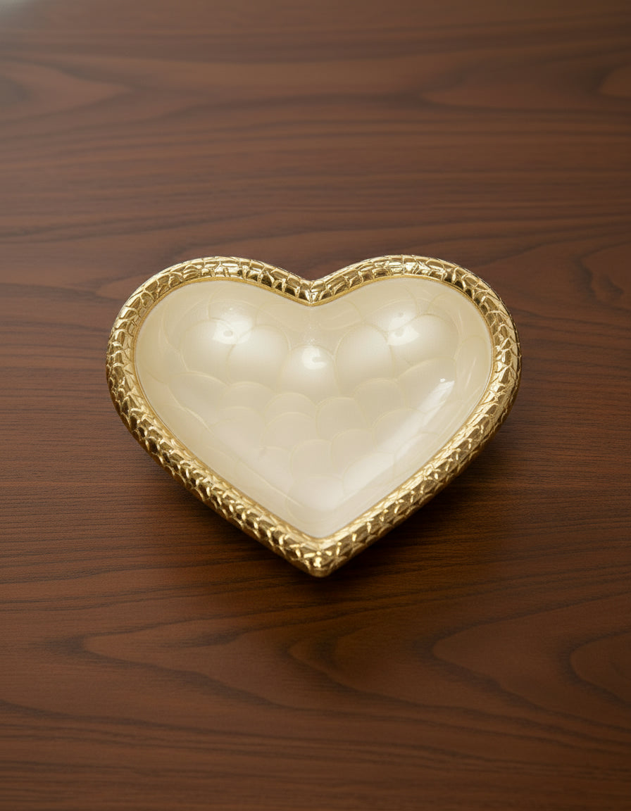 Medici Gold Heart Bowl - Decorative Serving Dish with Gold Rim