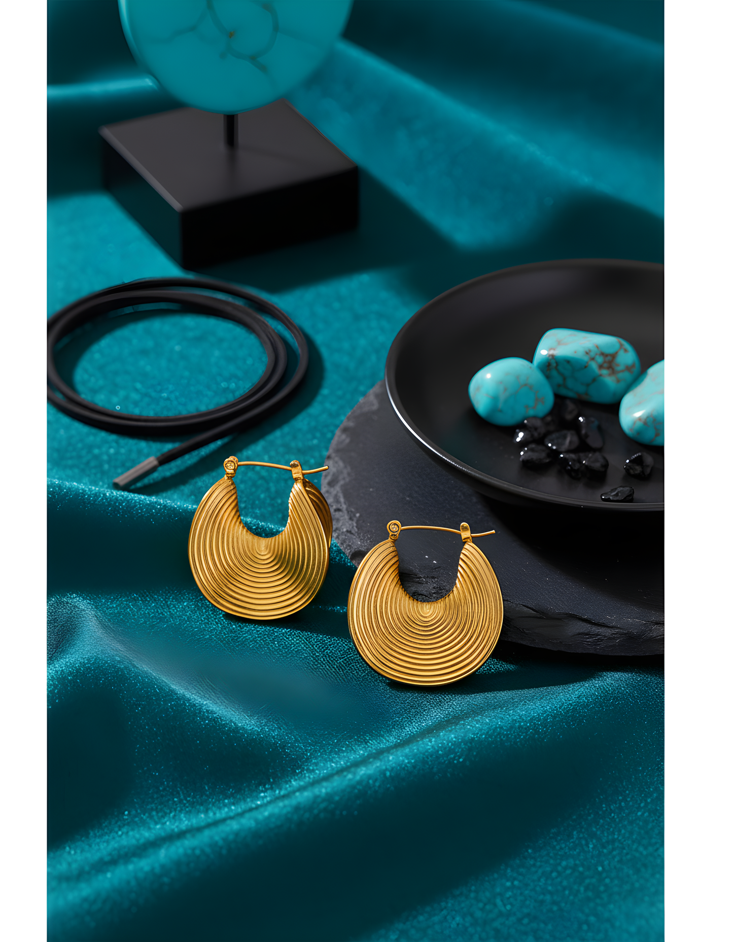 Ishtar Hoop Earrings